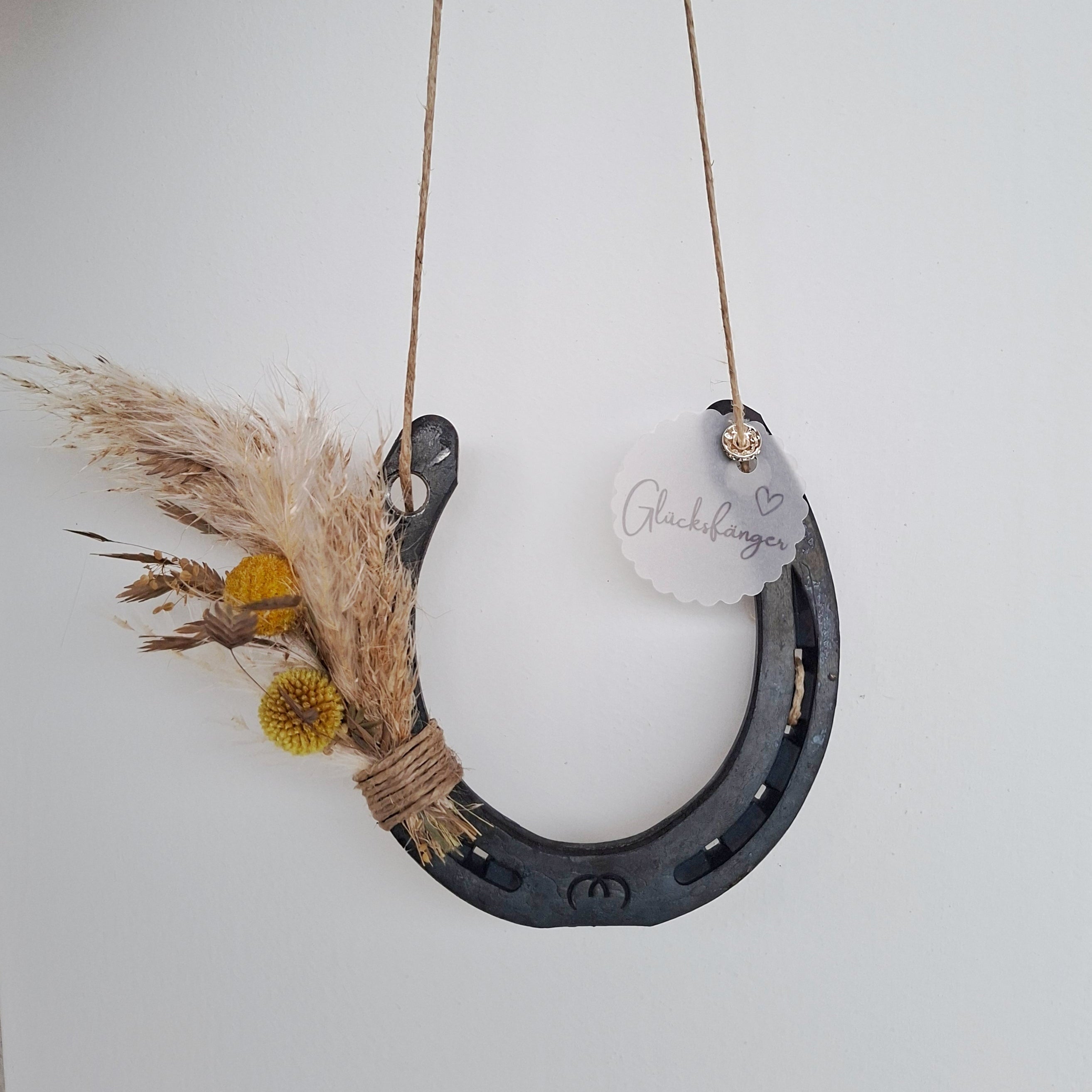 Hufeisen mit Trockenblumen "Glückfänger"
