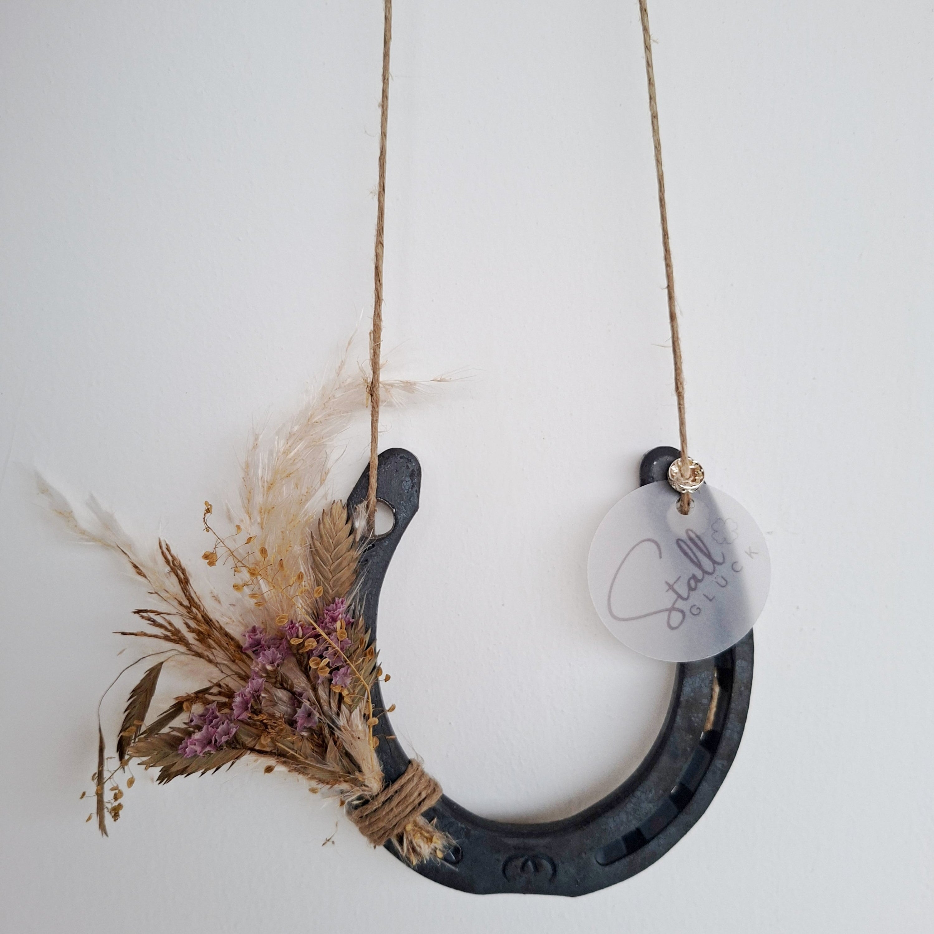 Hufeisen mit Trockenblumen "Stallglück"