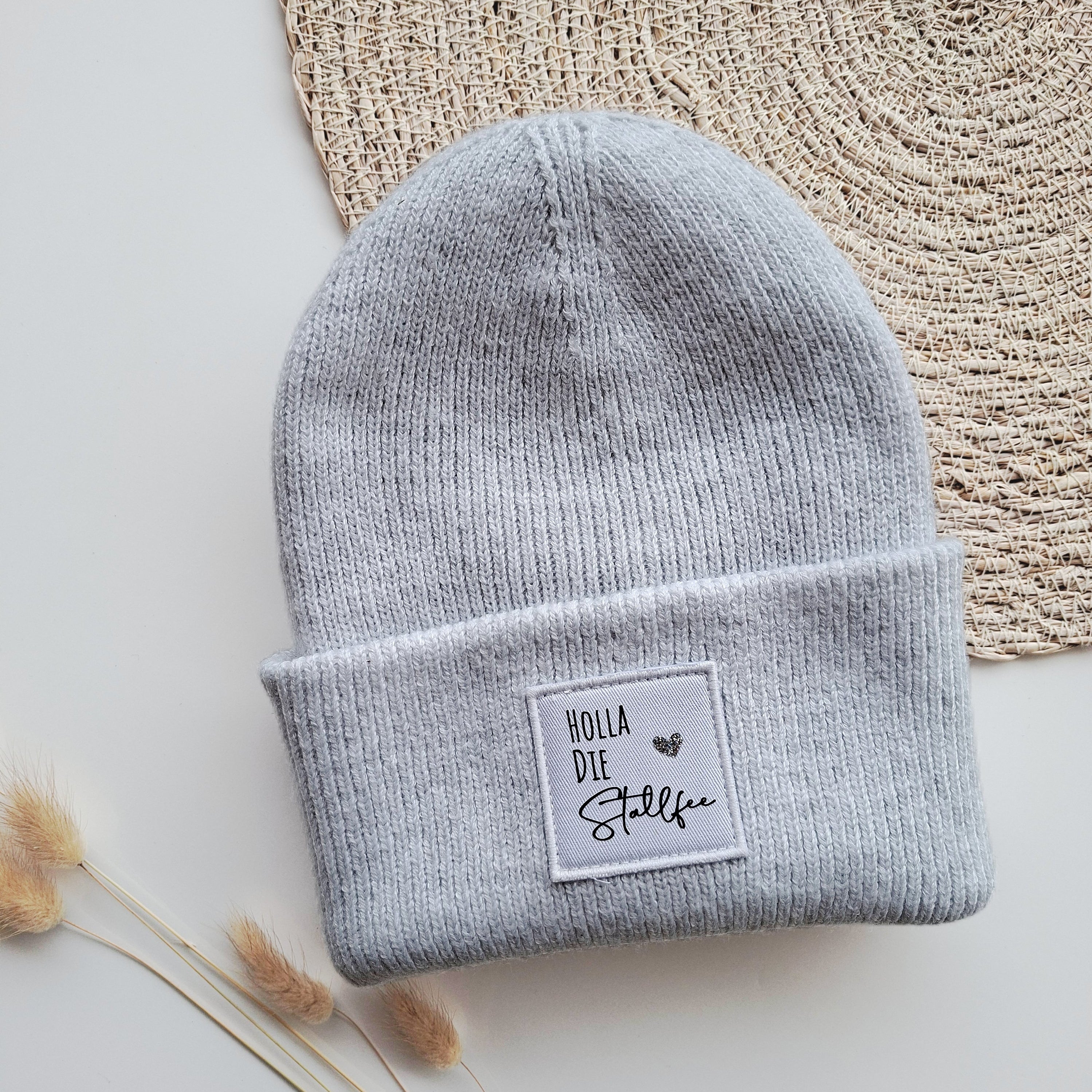 Gerippte Mütze mit Wunschtext