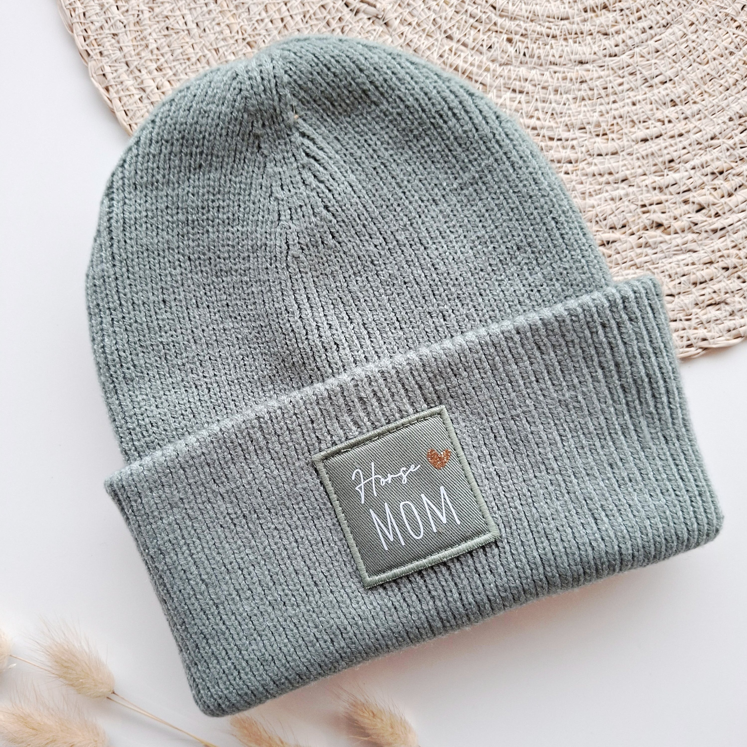 Gerippte Mütze mit Wunschtext